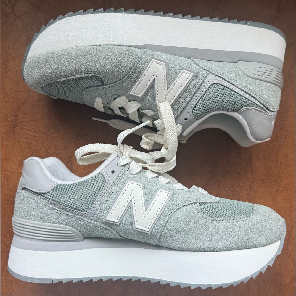 New Balance 574+ Women’s 10 Juniper Green Platform Sneakers WL574ZSG EUC - Picture 8 of 10